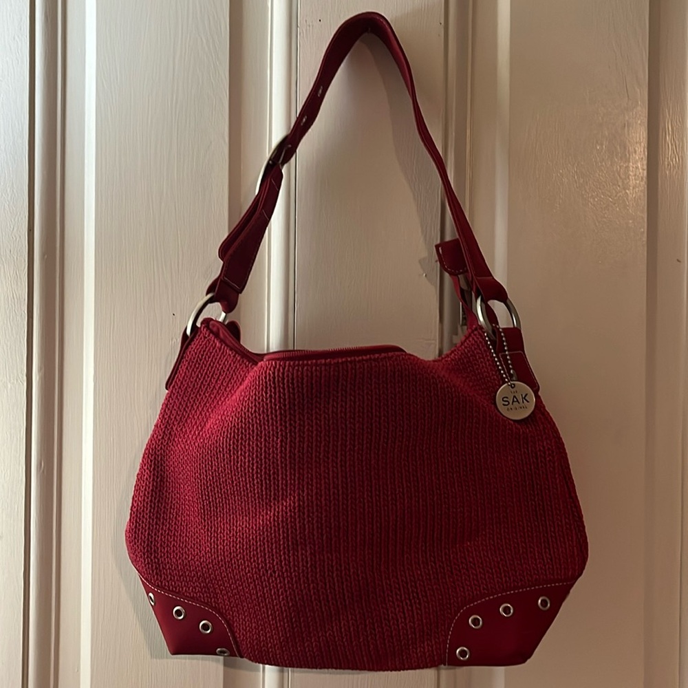 Red Sak crocheted shoulder bag never used.